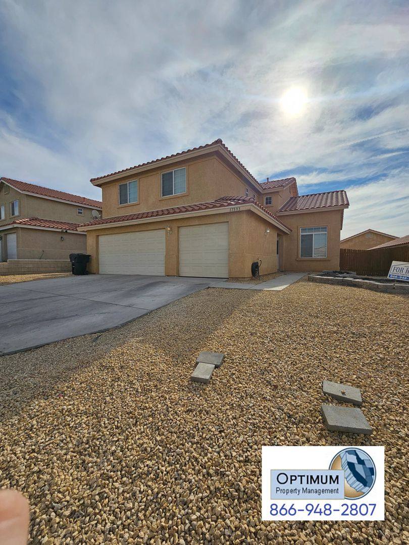 House for rent at 17593 Dayton St, Victorville, CA 92394