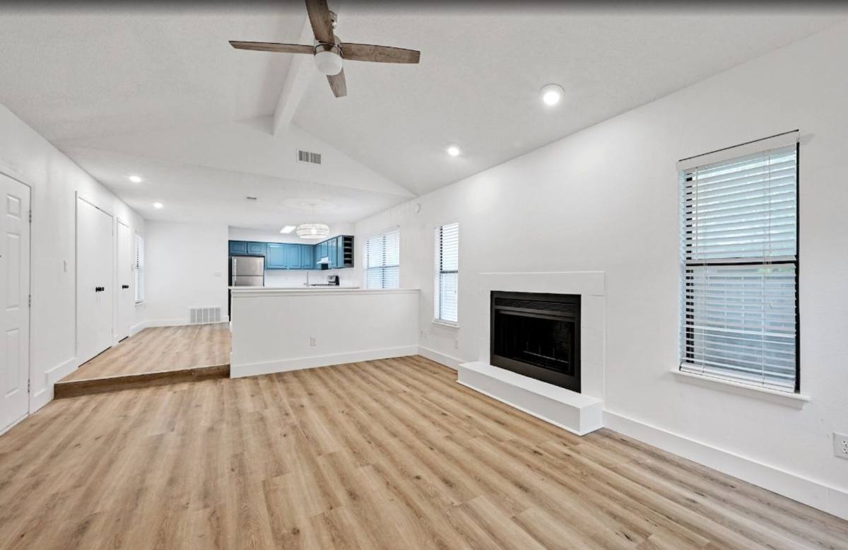 House for rent at 2407-B Winsted, Austin, TX 78703
