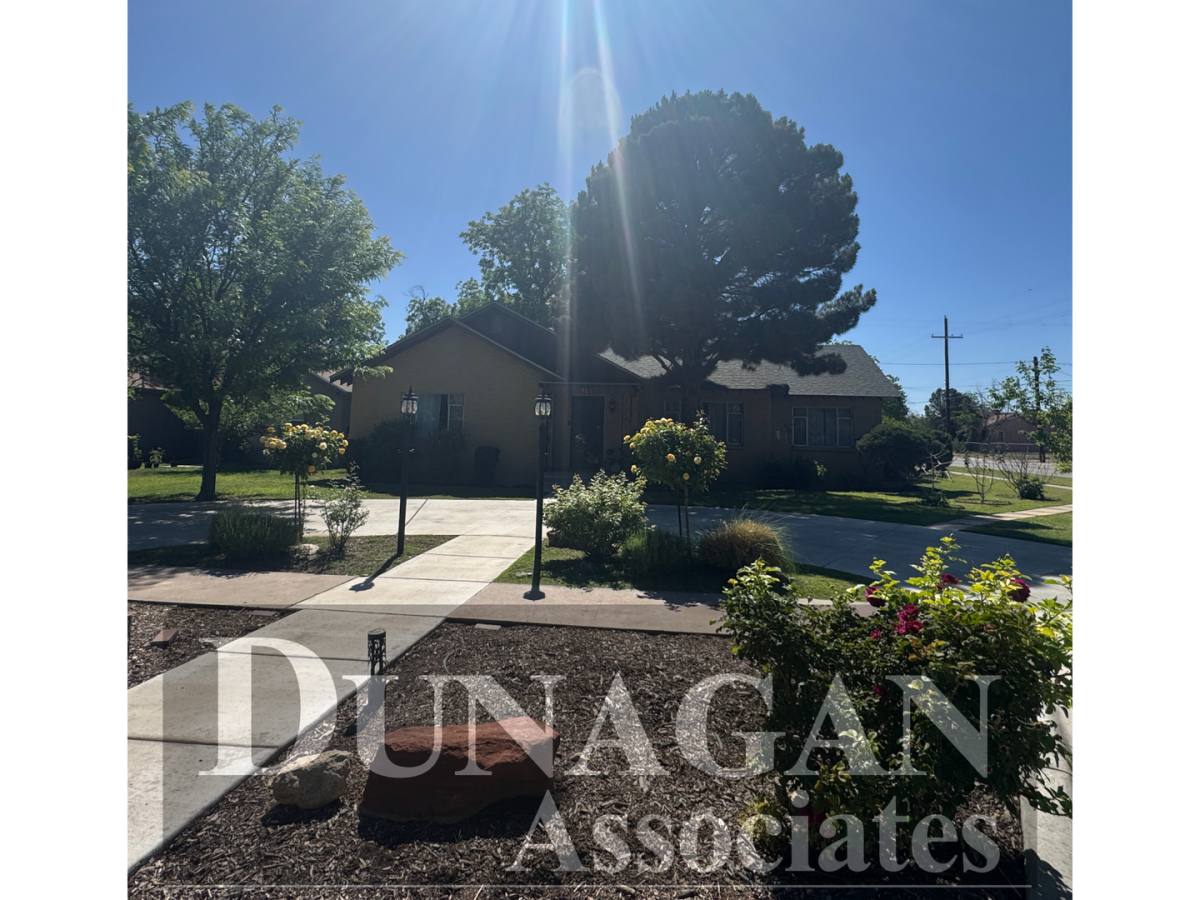 House for rent at 925 N Alameda St, Carlsbad, NM 88220