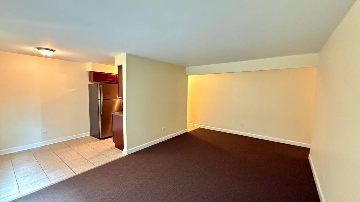 Apartment for rent at 9036-42 S Cottage Grove Ave, Chicago, IL 60619