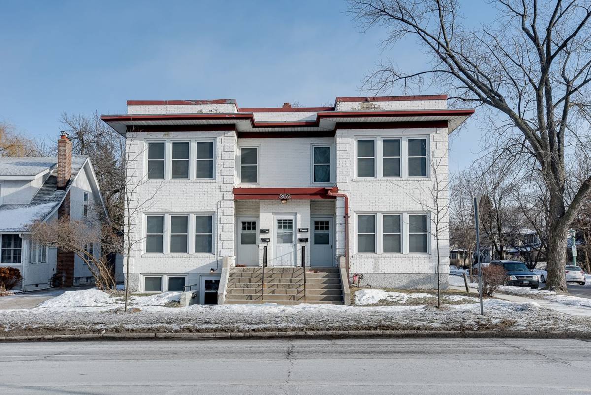 Apartment for rent at 352 Cretin Ave N, Saint Paul, MN 55104