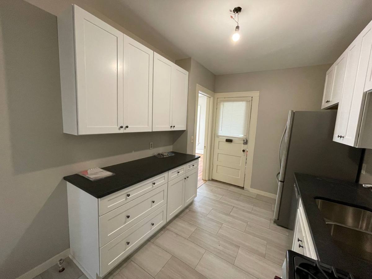 Apartment for rent at 352 Cretin Ave N, Saint Paul, MN 55104