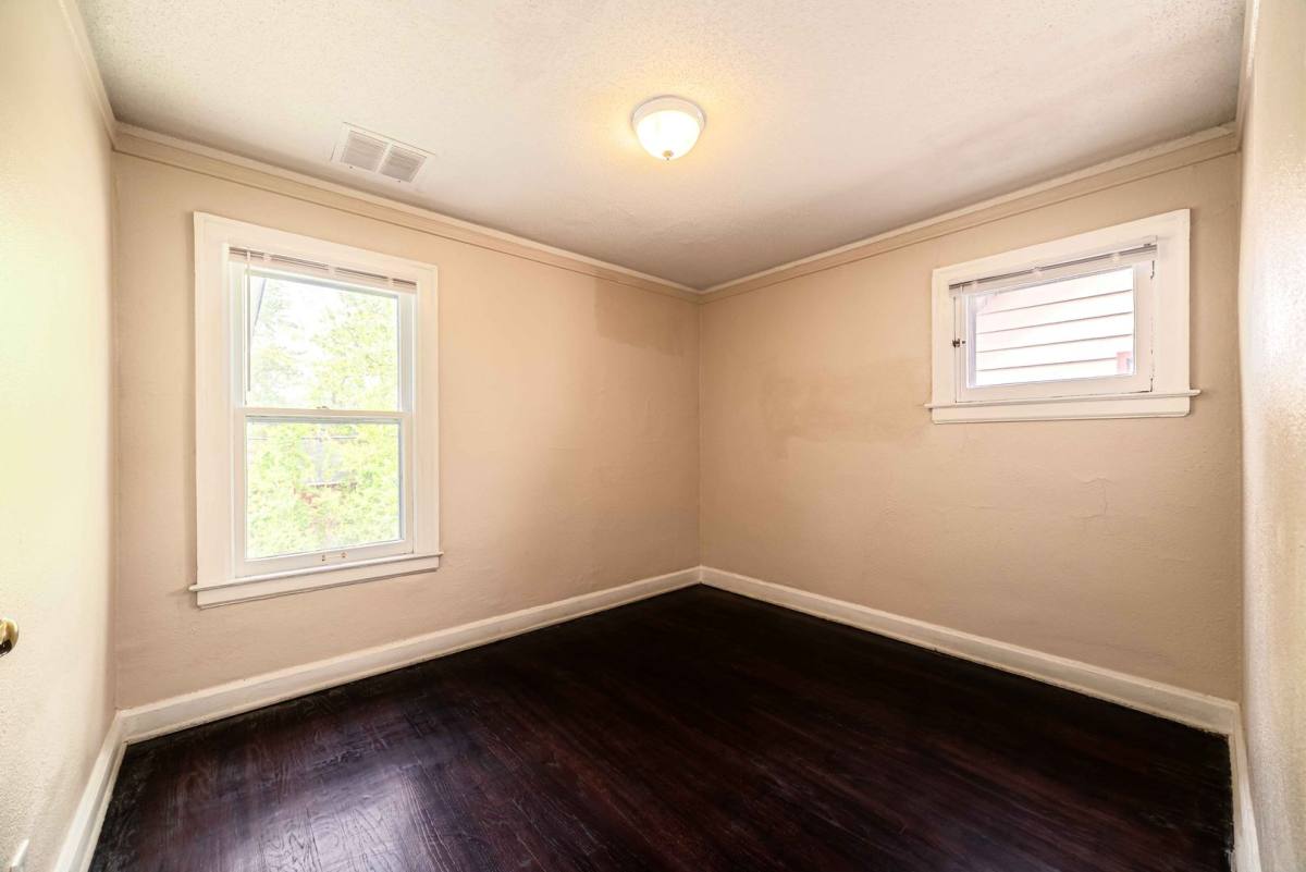 Apartment for rent at 17195 Northlawn St, Detroit, MI 48221