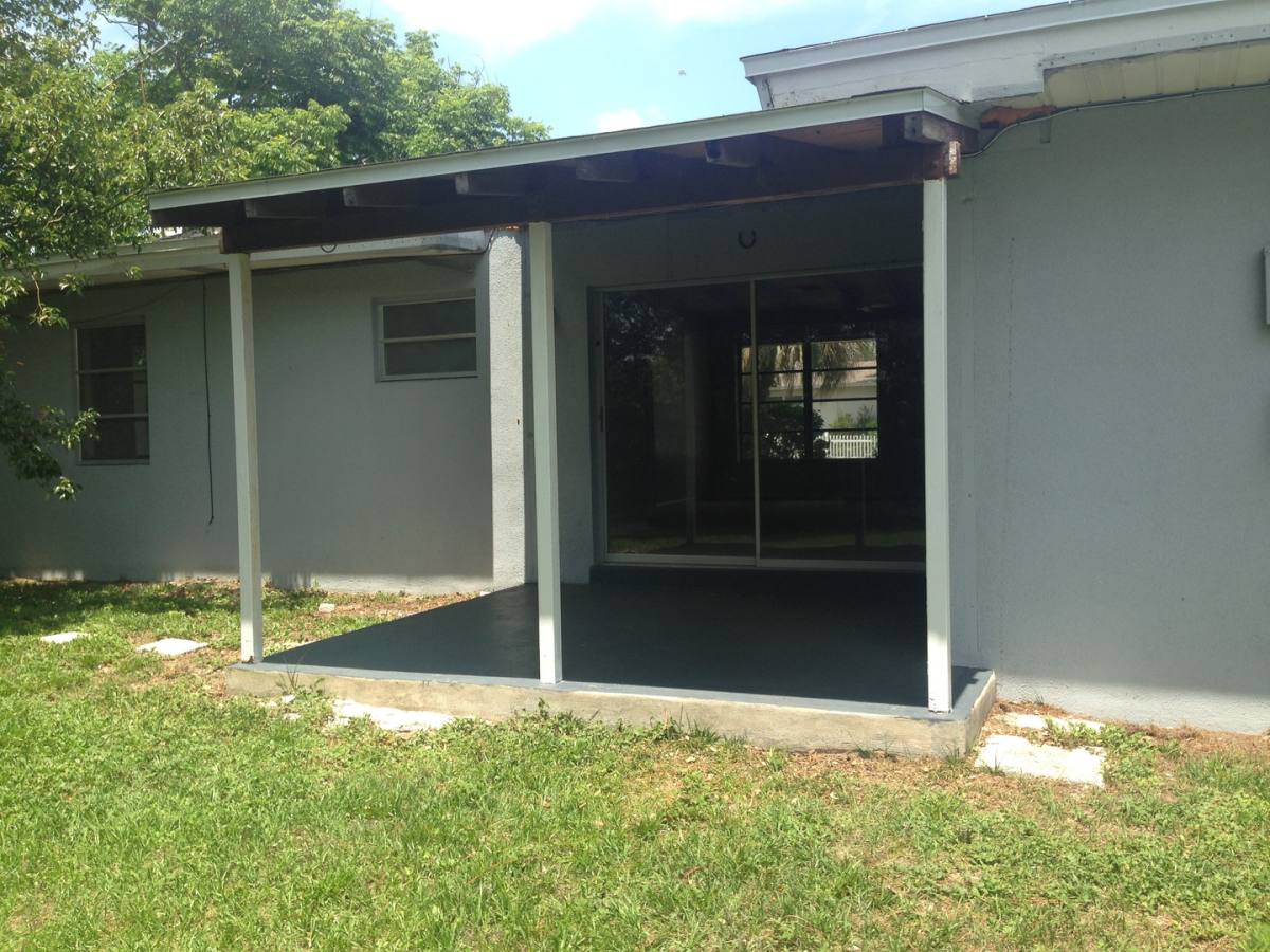 House for rent at 1583 N Page Dr, Deltona, FL 32725