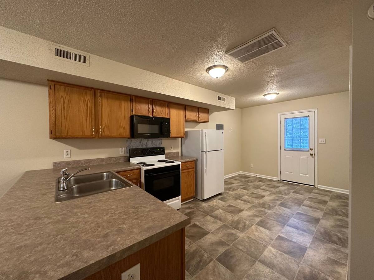 Apartment for rent at 3822 Jockey Dr, Clarksville, TN 37042