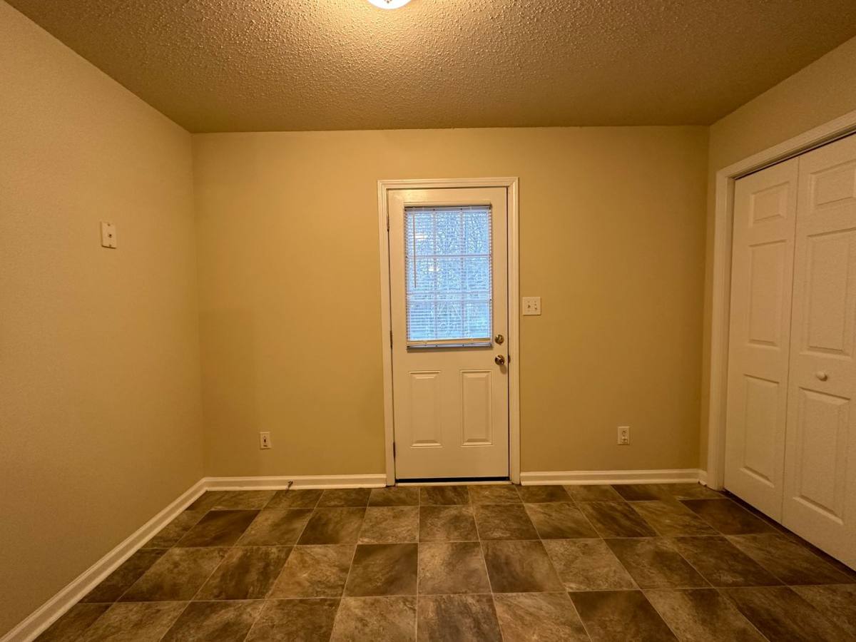 Apartment for rent at 3822 Jockey Dr, Clarksville, TN 37042