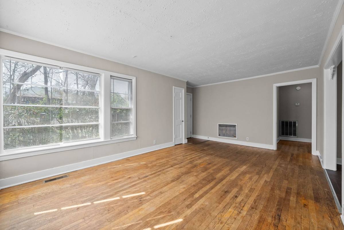 Apartment for rent at 121 Lookout Dr, Clarksville, TN 37040