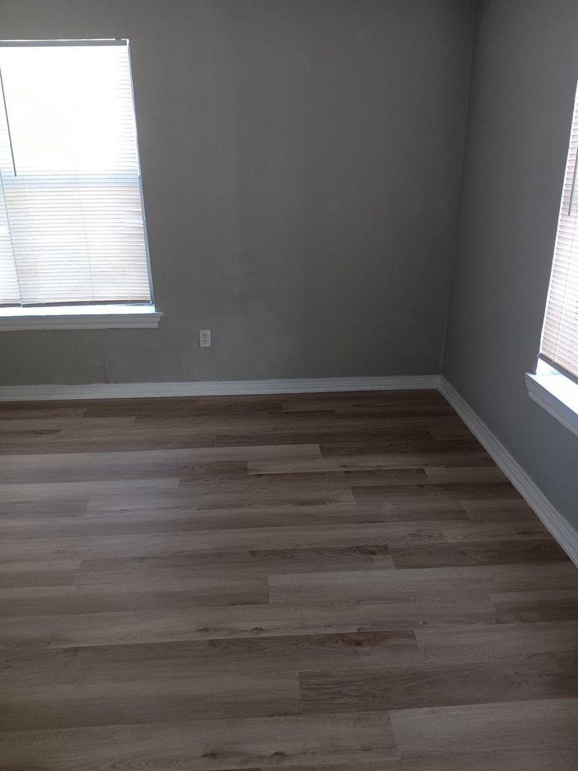 House for rent at 1008 Arkansas St, Norman, OK 73071