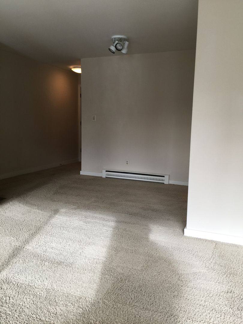 Apartment for rent at 600 Bellevue Ave E, Seattle, WA 98102