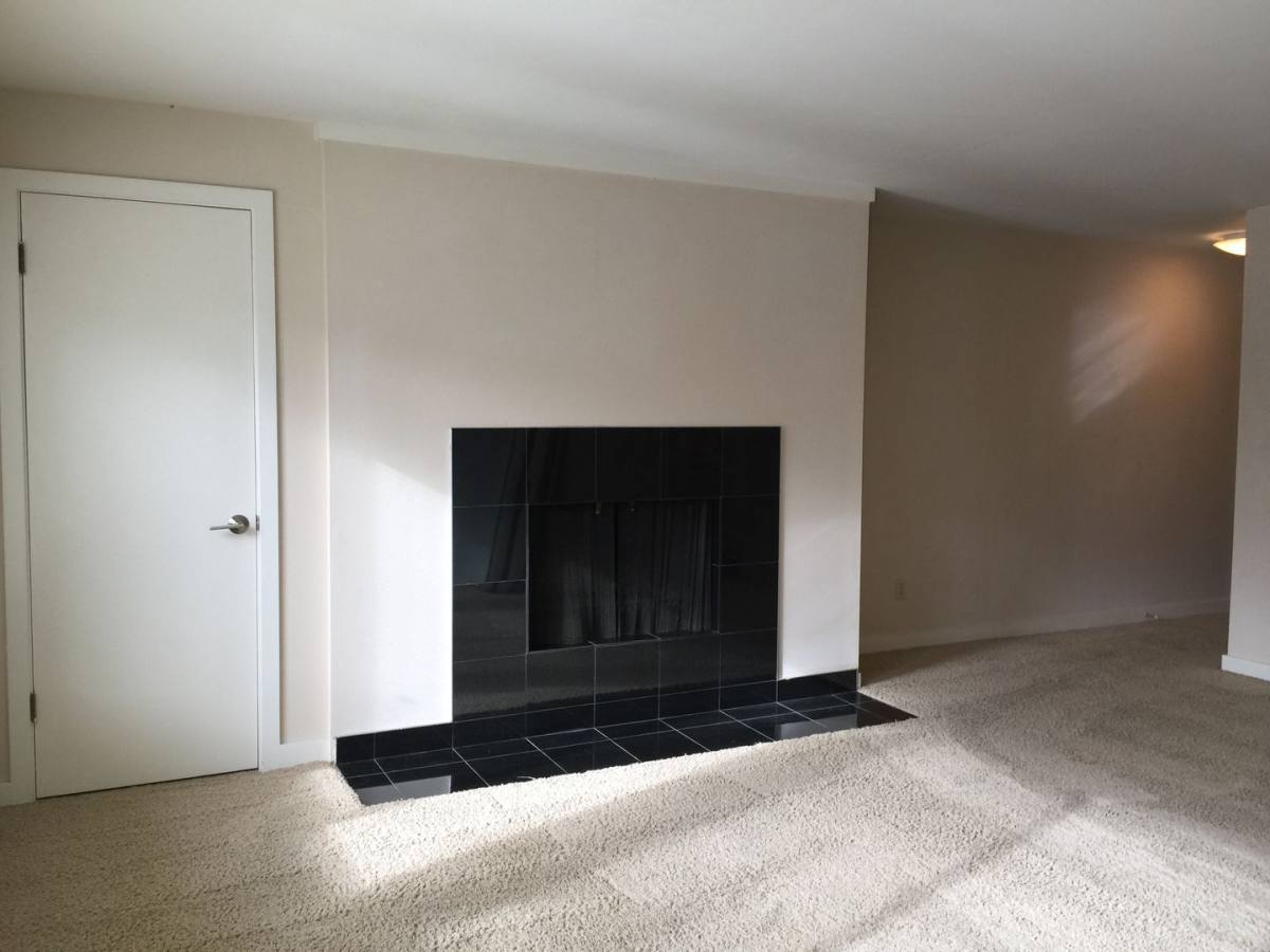 Apartment for rent at 600 Bellevue Ave E, Seattle, WA 98102