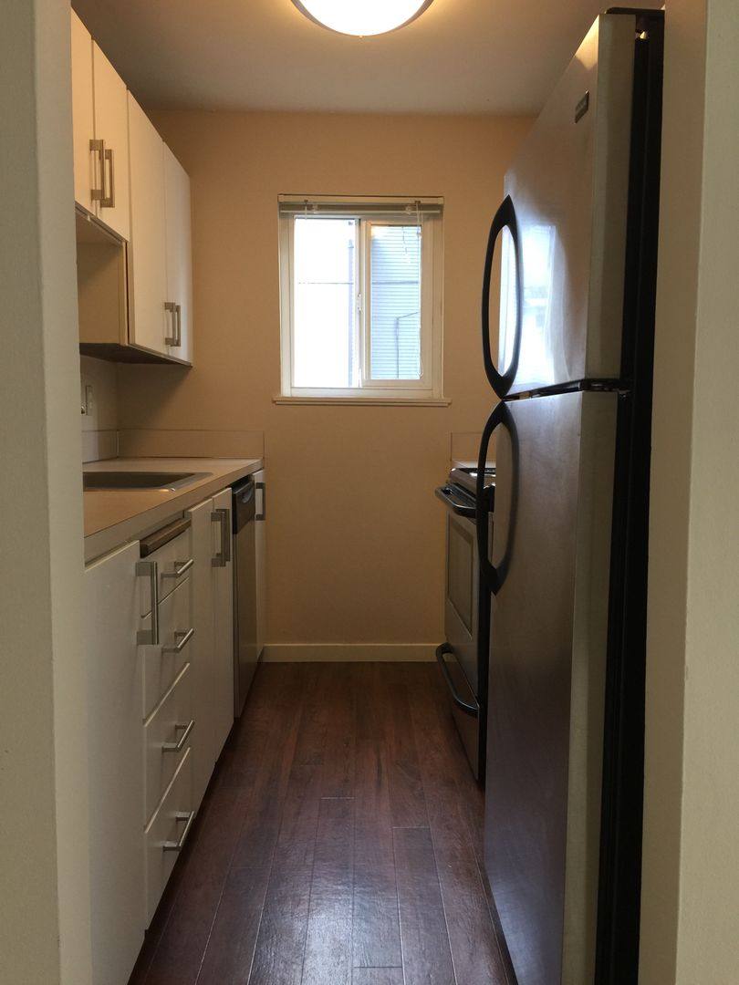 Apartment for rent at 600 Bellevue Ave E, Seattle, WA 98102