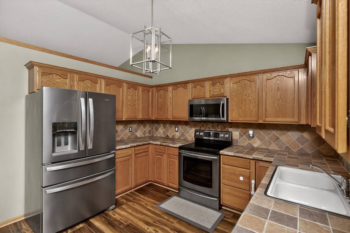 House for rent at 1695 SE Olson Dr, Waukee, IA 50263