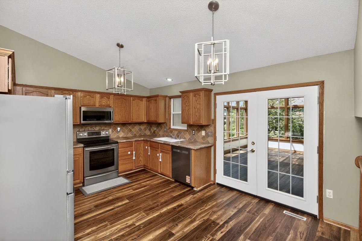 House for rent at 1695 SE Olson Dr, Waukee, IA 50263