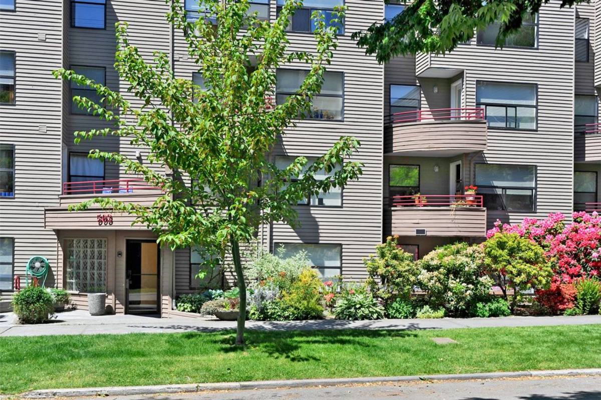 Apartment for rent at 503 13th Ave E, Seattle, WA 98102