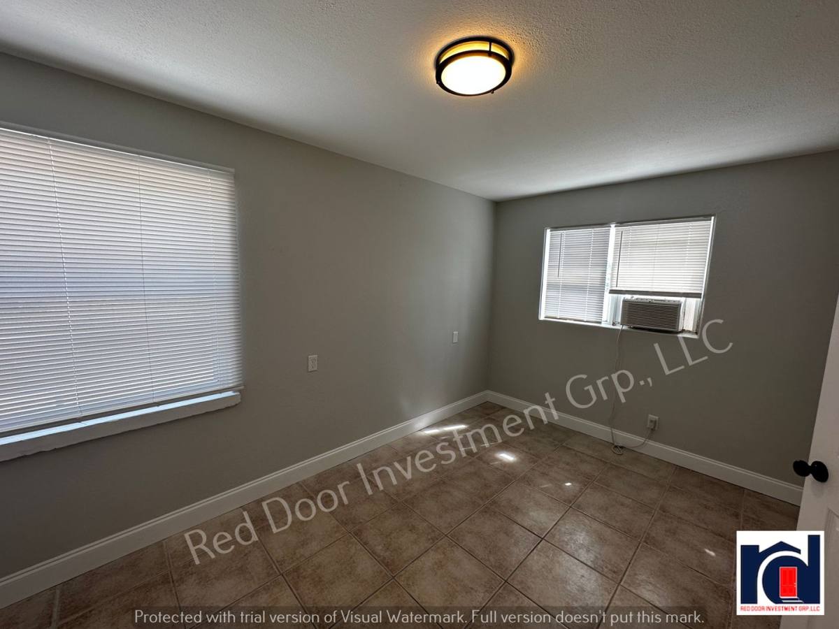 Apartment for rent at 1107 1105 1103 10th St, Saint Cloud, FL 34769