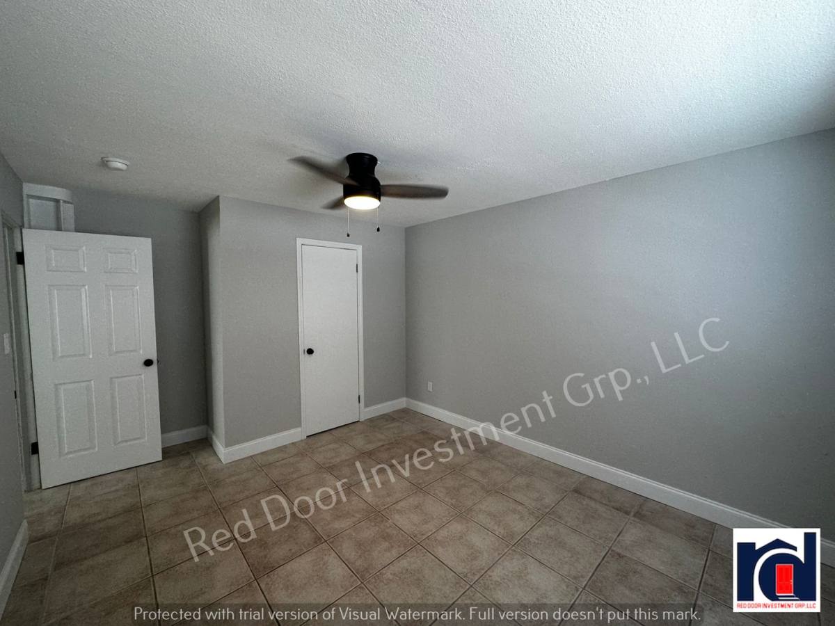 Apartment for rent at 1107 1105 1103 10th St, Saint Cloud, FL 34769