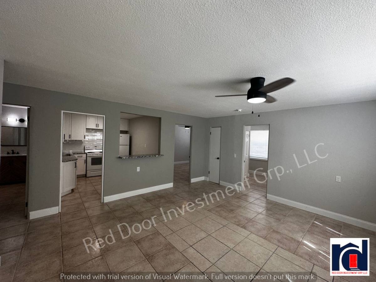 Apartment for rent at 1107 1105 1103 10th St, Saint Cloud, FL 34769