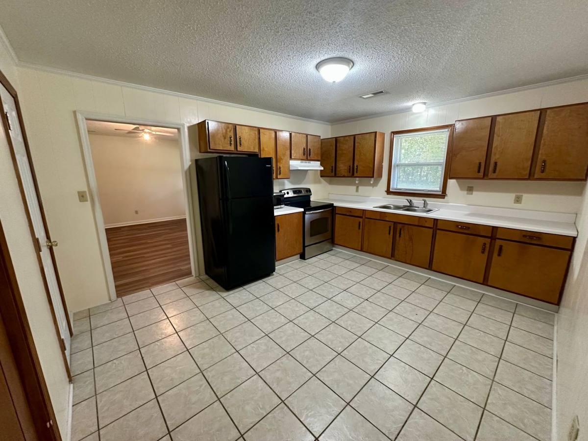 House for rent at 2060B Hideaway Dr, Sumter, SC 29154