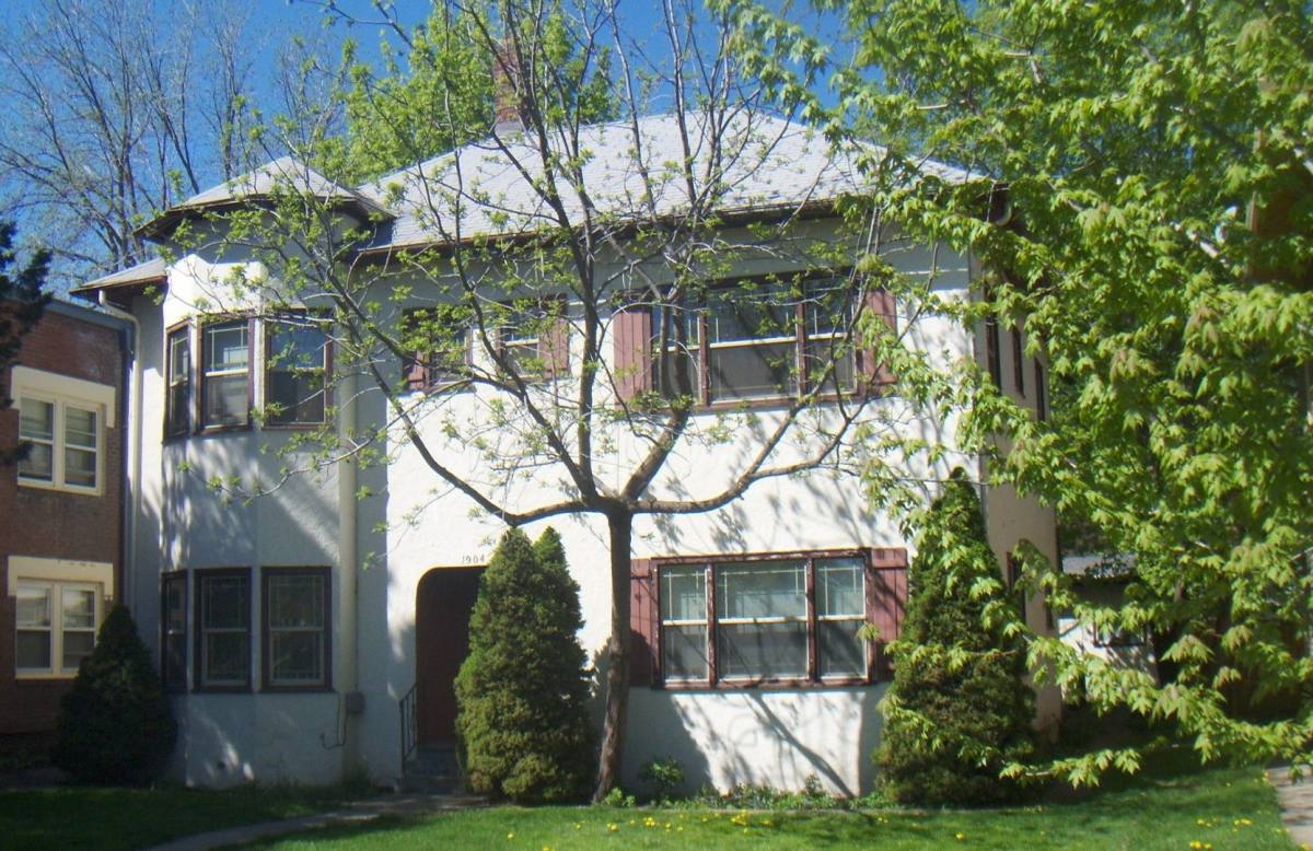 Apartment for rent at 1904 3rd St, La Grande, OR 97850