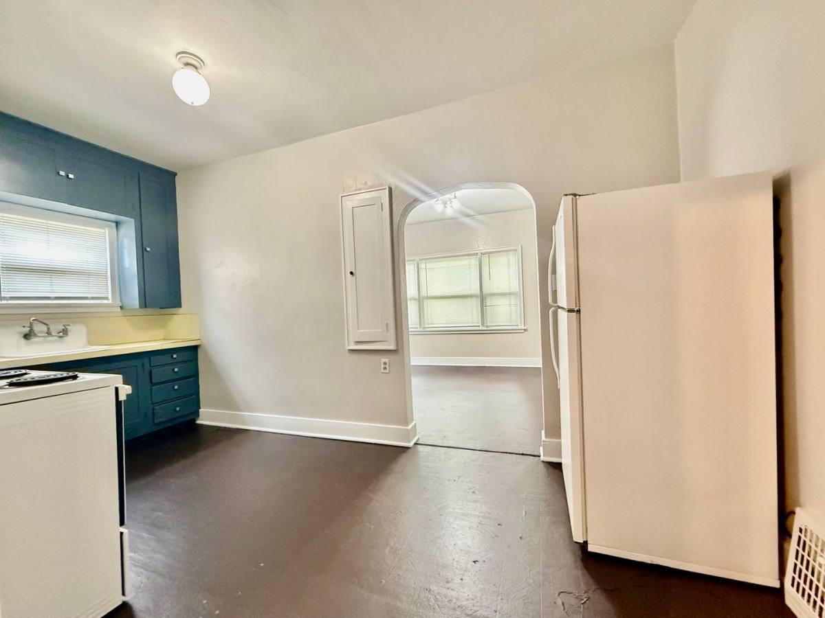 Apartment for rent at 1904 3rd St, La Grande, OR 97850