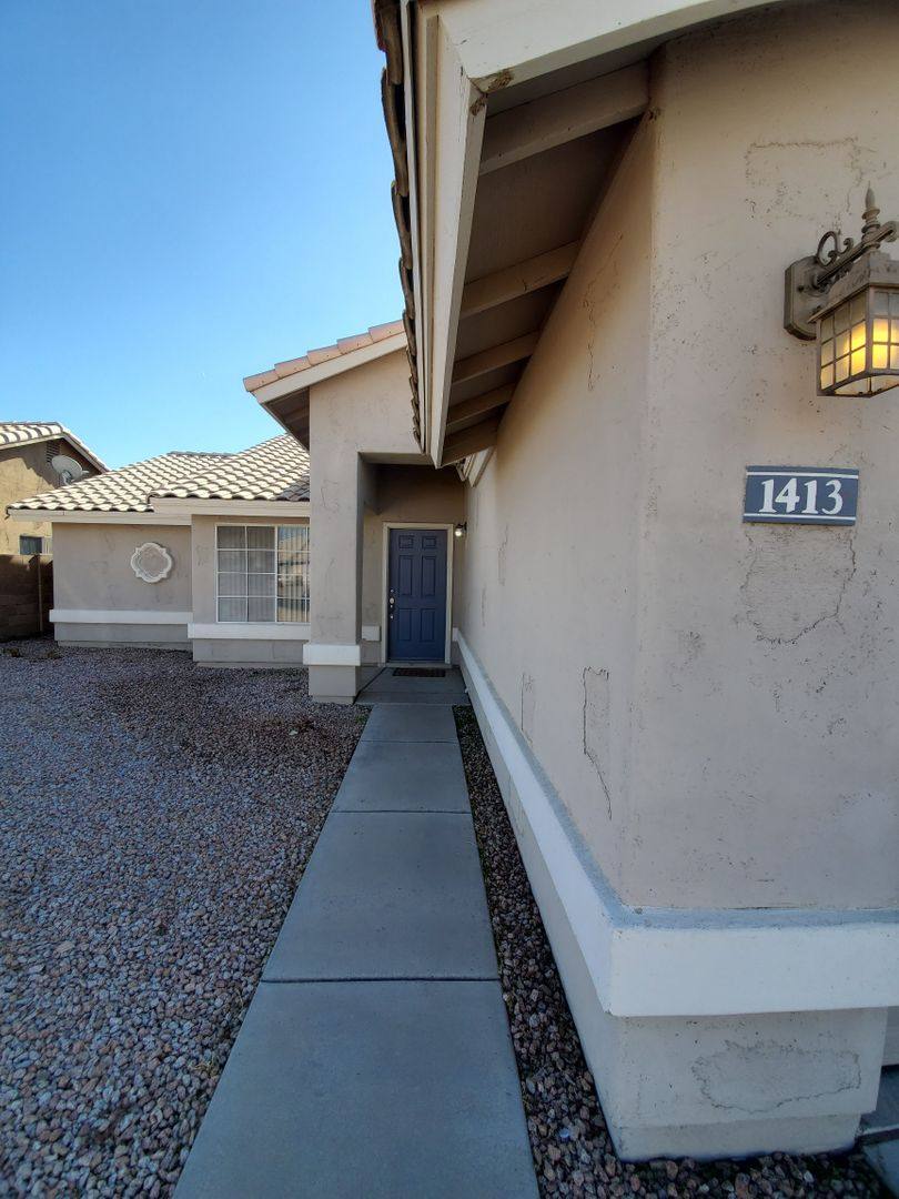 House for rent at 1413 W Villa Rita Dr, Phoenix, AZ 85023