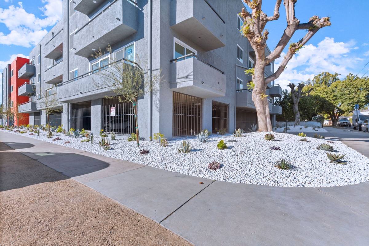 Apartment for rent at 8803 Darby Ave, Northridge, CA 91325