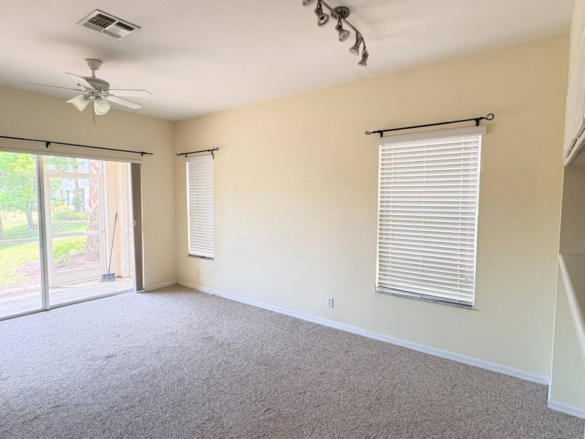Townhouse for rent at 8162 Pacific Beach Dr, Fort Myers, FL 33966