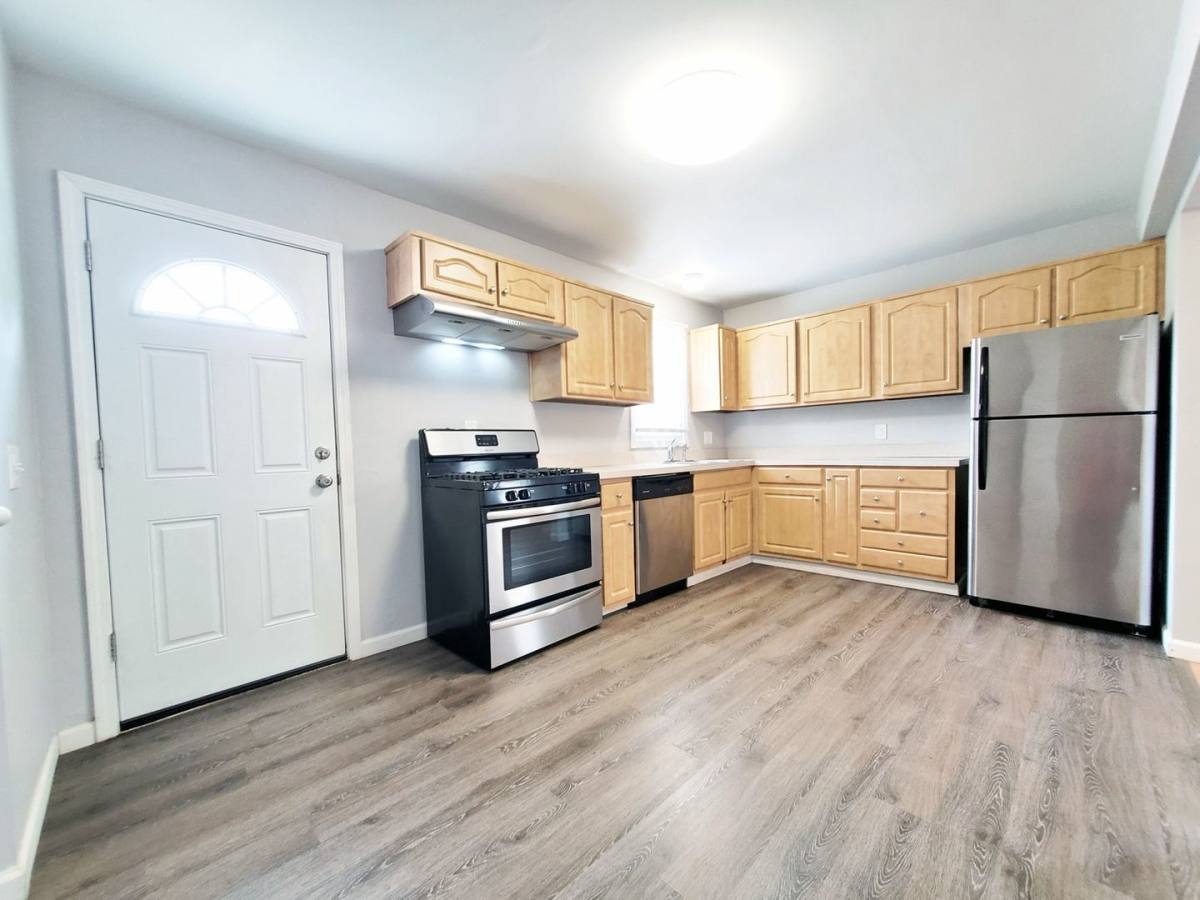 House for rent at 23214 Gay St, Euclid, OH 44123