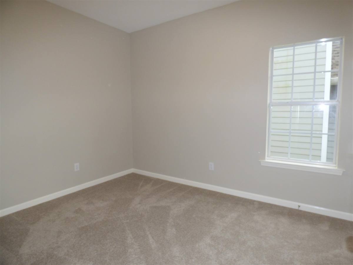 House for rent at 951 Savannah Lane, Calera, AL 35040