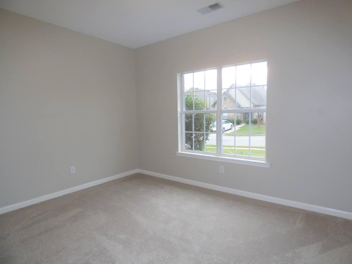 House for rent at 951 Savannah Lane, Calera, AL 35040