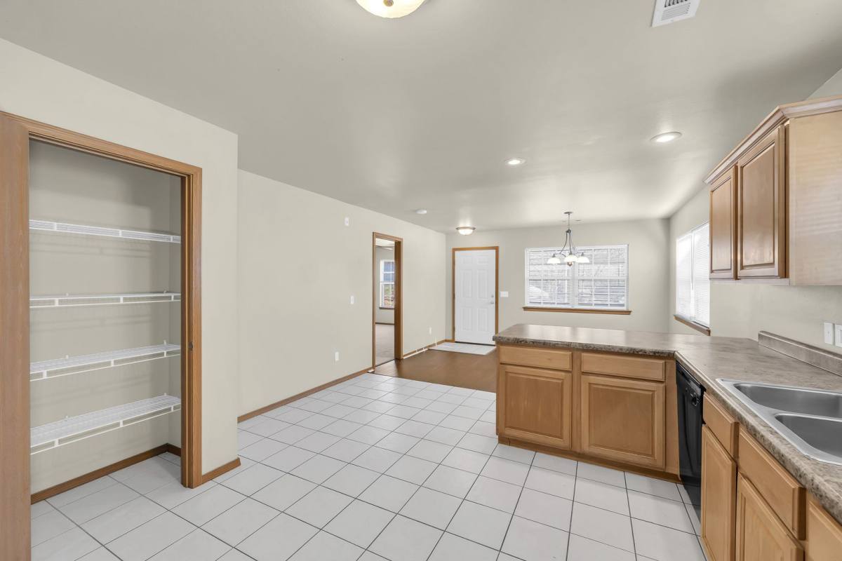 House for rent at 2970 W Old Farmington Rd, Fayetteville, AR 72704