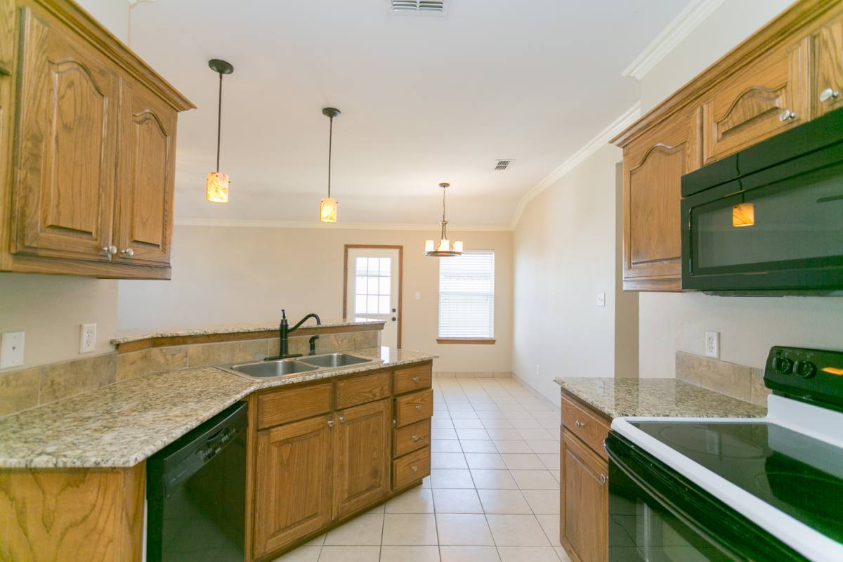 Apartment for rent at 16111 Rolling Meadows Dr, Lindale, TX 75771