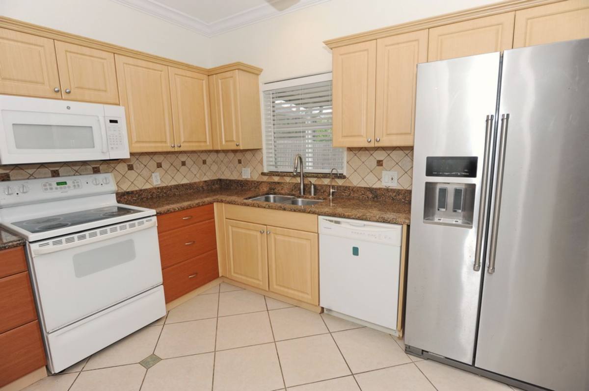 House for rent at 821 101st Ave N, Naples, FL 34108