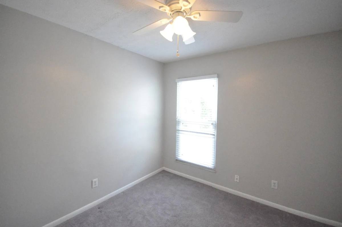 Apartment for rent at 1871 N 4th St, Columbus, OH 43201