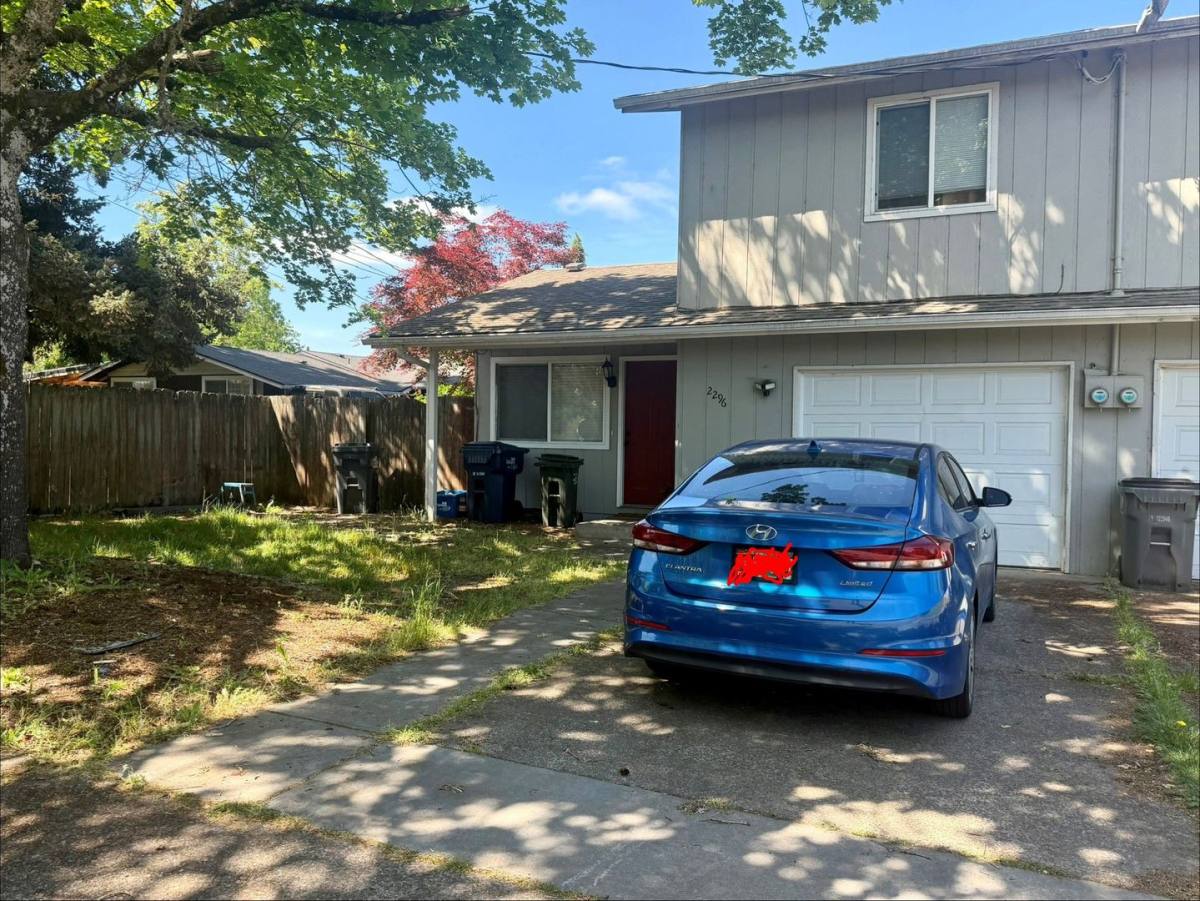 Apartment for rent at 2296 Minnesota St, Eugene, OR 97402