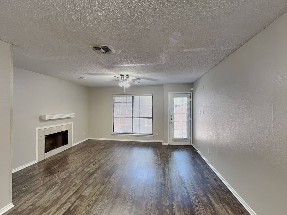 Townhouse for rent at 7334 Kingswood Circle, Fort Worth, TX 76133