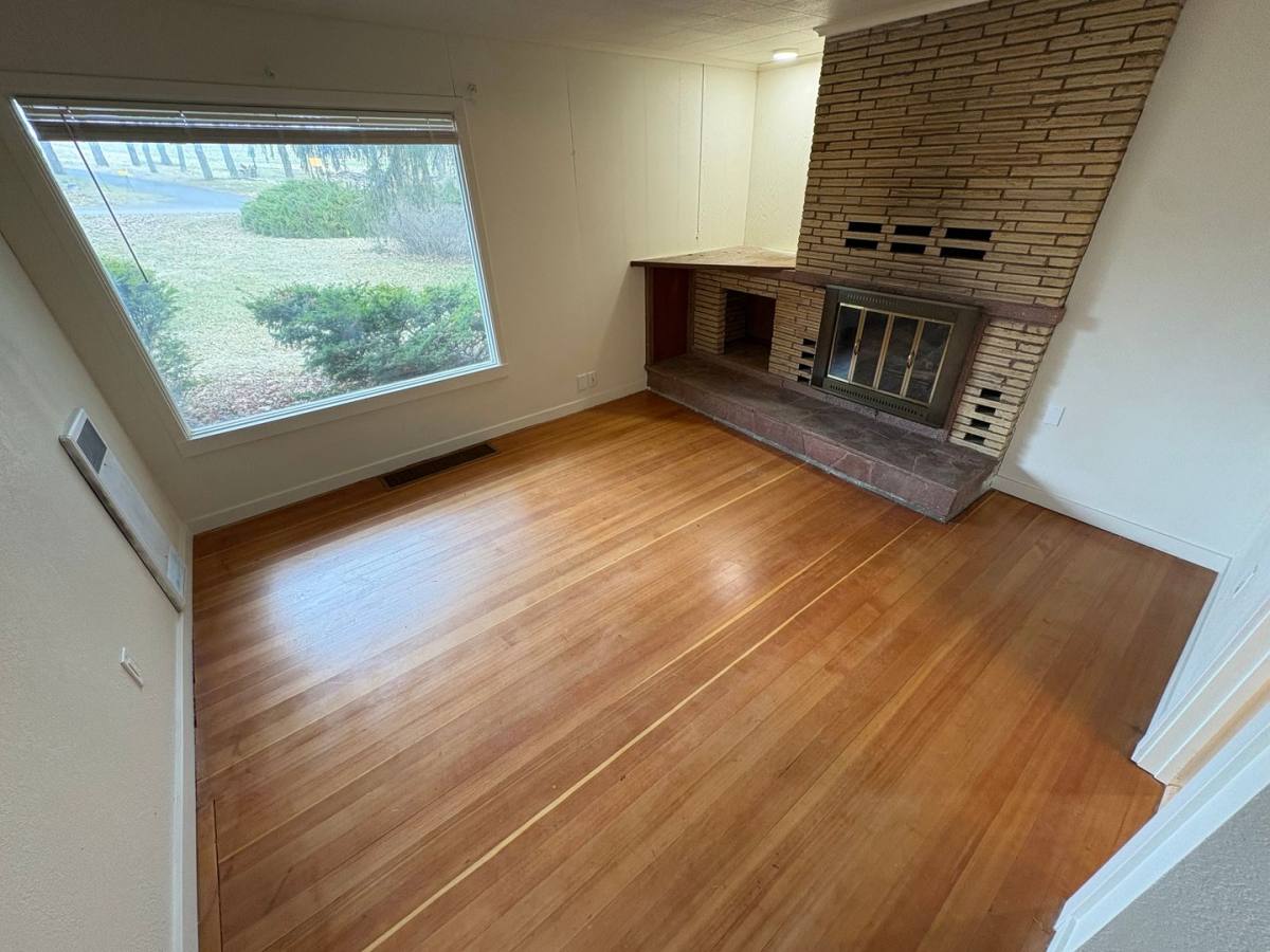 Apartment for rent at 1133 N Almon St, Moscow, ID 83843