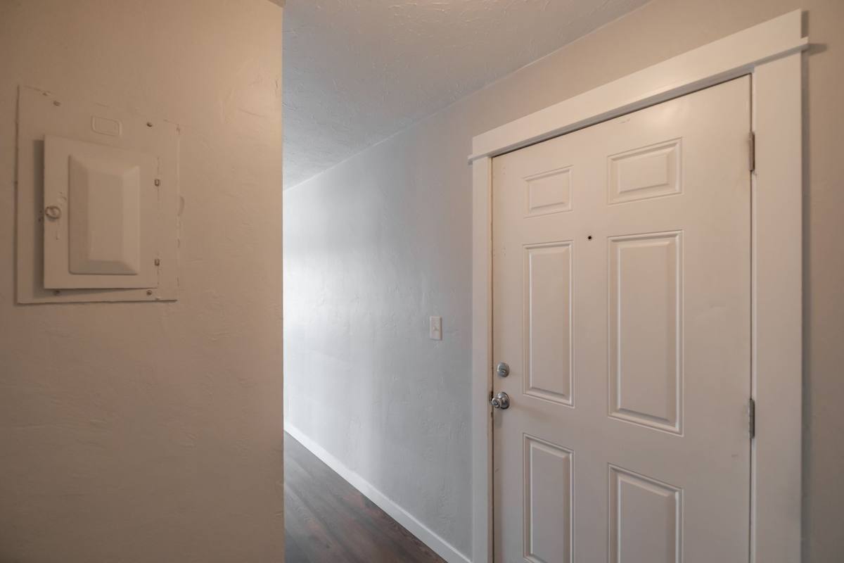 Apartment for rent at 205 6th Ave SE #13, Albany, OR 97321