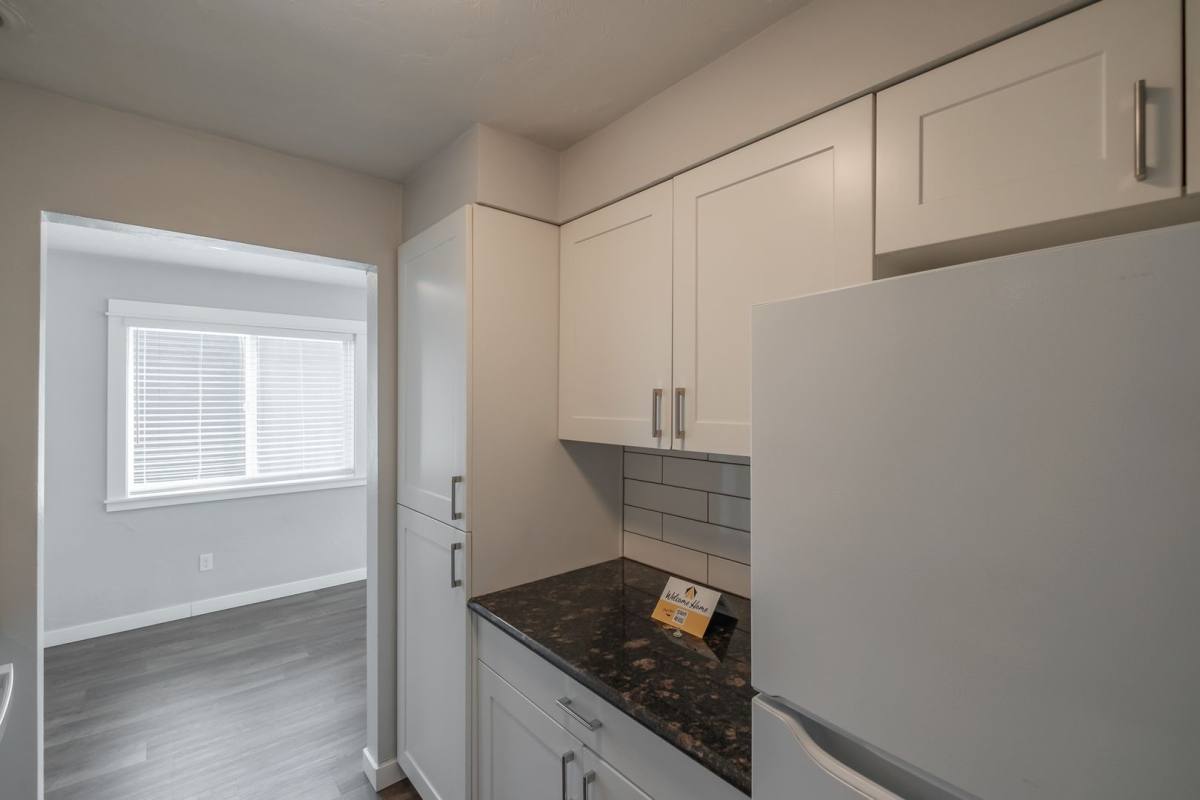 Apartment for rent at 205 6th Ave SE #13, Albany, OR 97321