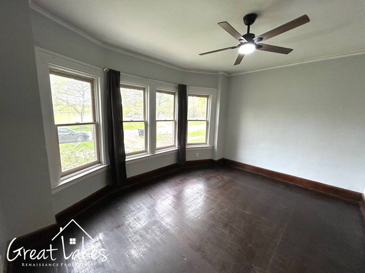 Apartment for rent at 2544 Cadillac Blvd, Detroit, MI 48214