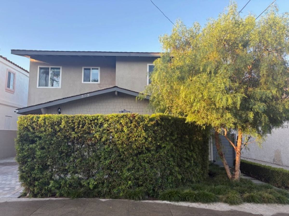 Apartment for rent at 503 N Elena, Redondo Beach, CA 90277