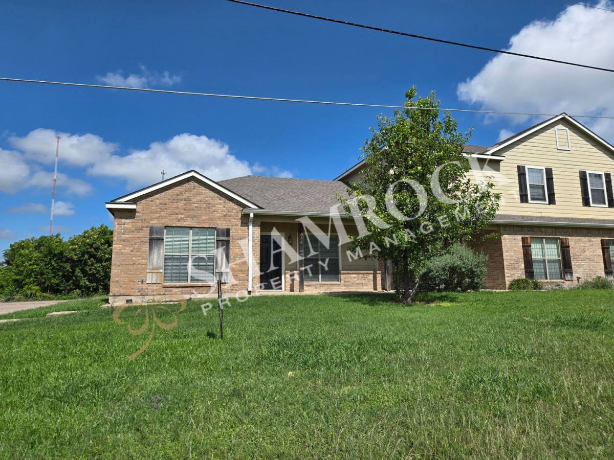 Condo for rent at 814 Chambers Creek Circle, Hewitt, TX 76643