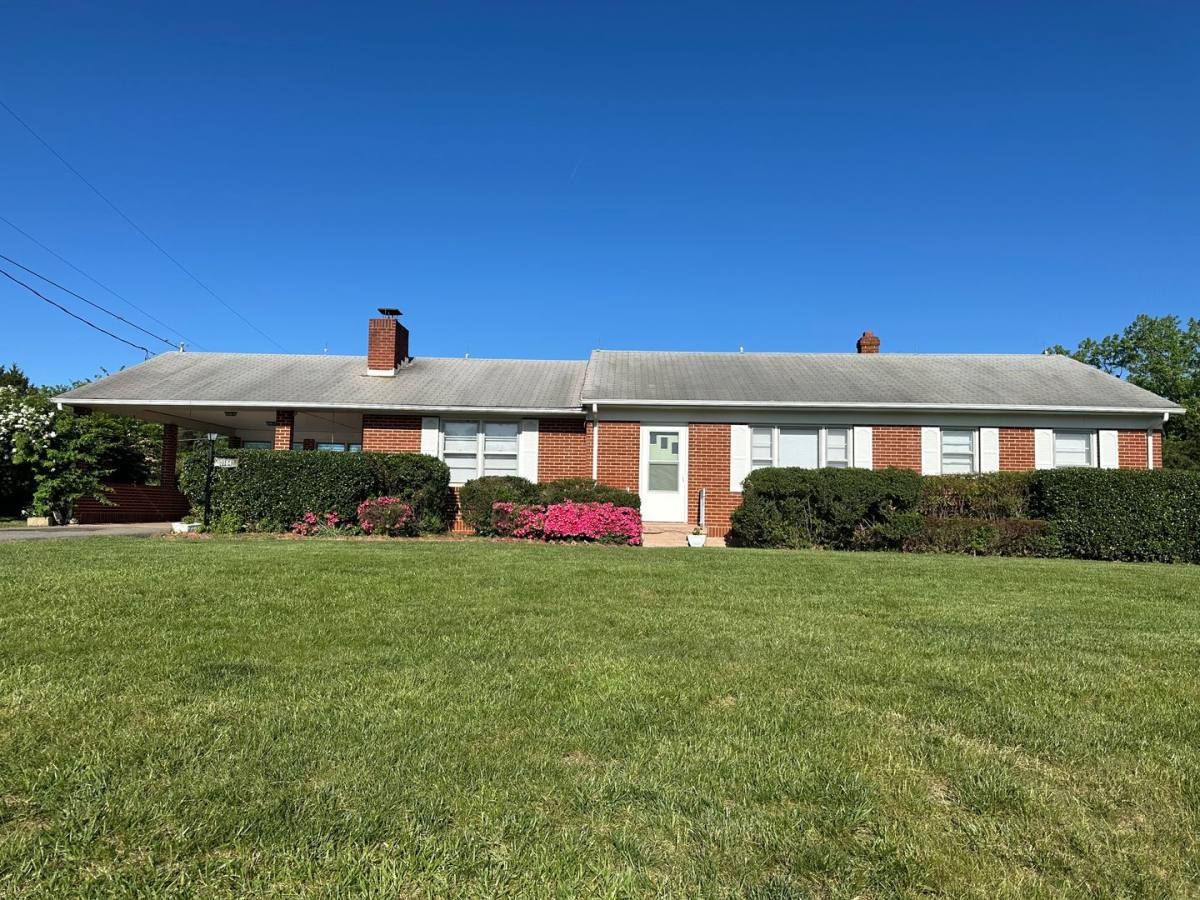 House for rent at 3564 Wards Rd, Altavista, VA 24517