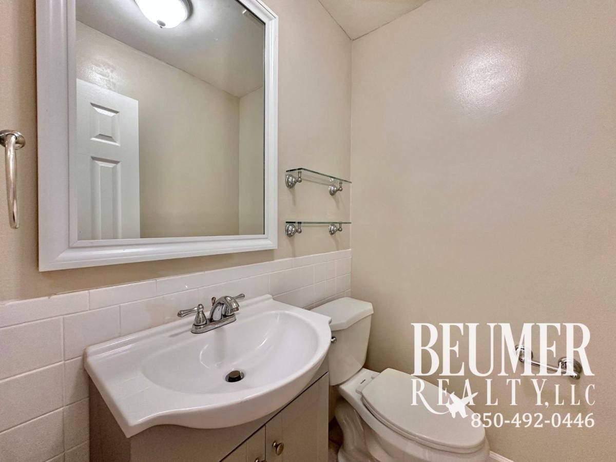 Townhouse for rent at 5292 Balfour Place, Pensacola, FL 32507