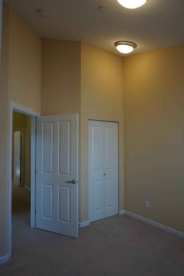 Townhouse for rent at 12224 NE 8th St, Bellevue, WA 98005