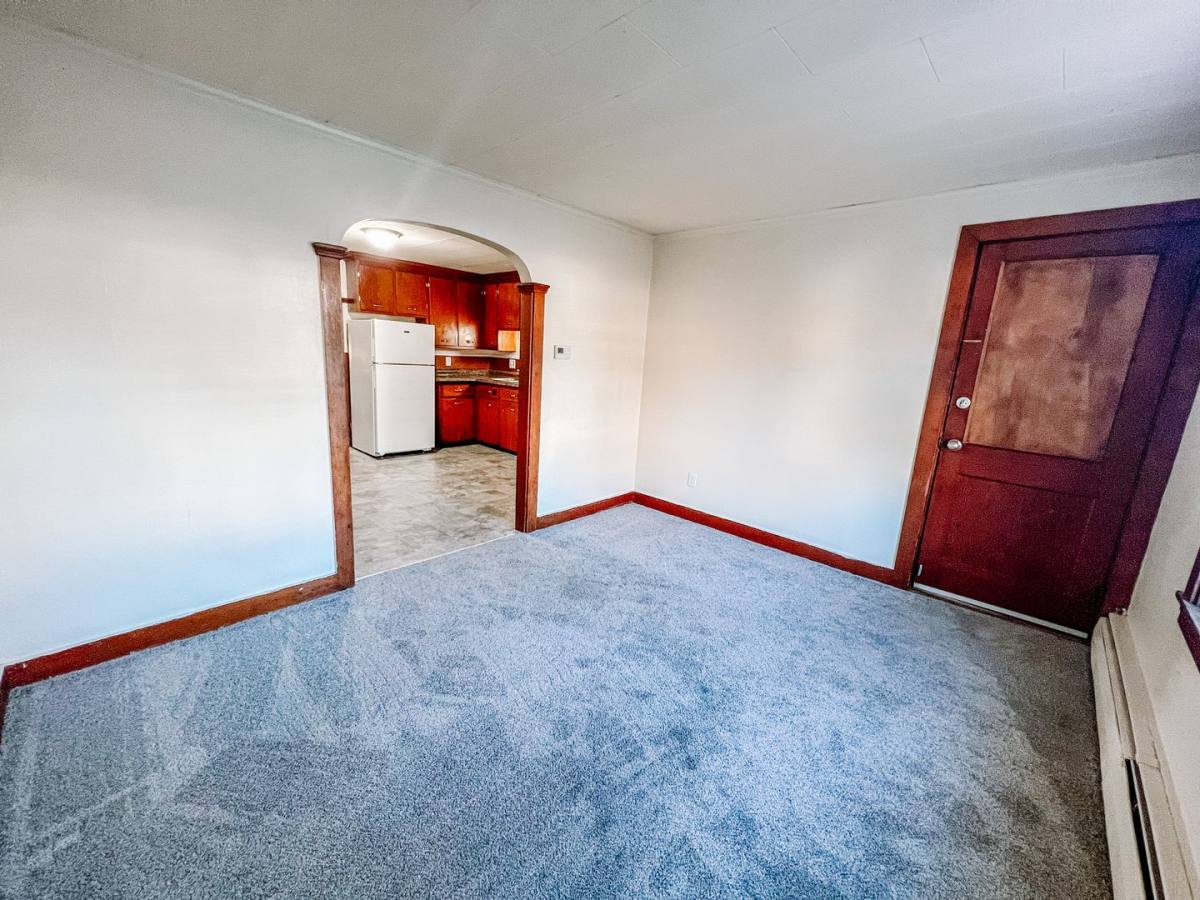 Apartment for rent at 41 Washington St, Augusta, ME 04330
