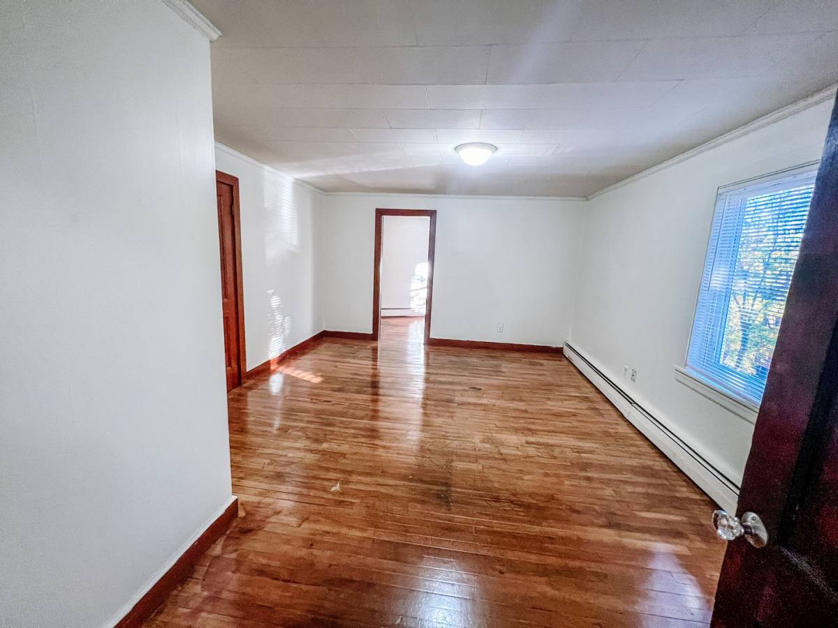 Apartment for rent at 41 Washington St, Augusta, ME 04330