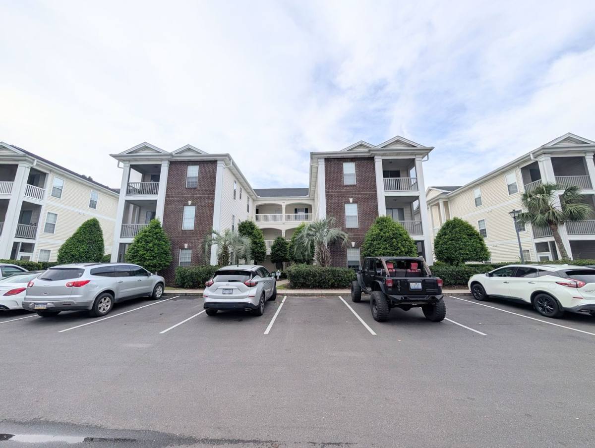 House for rent at 484 River Oaks Dr, Myrtle Beach, SC 29579
