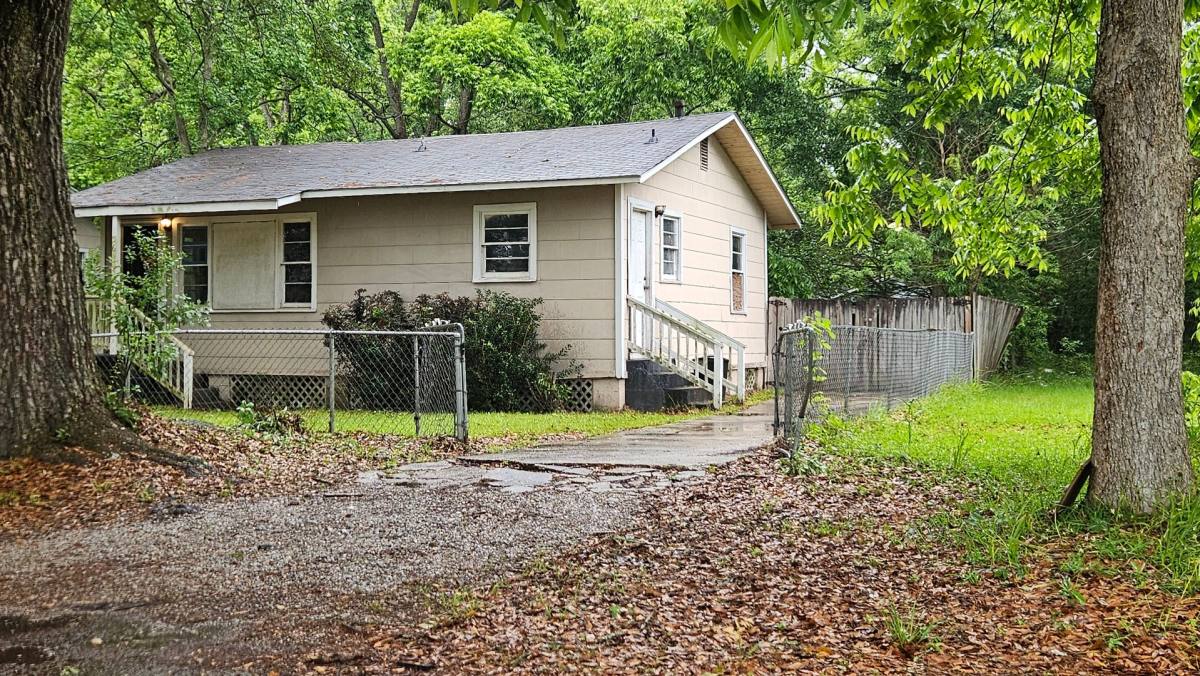 House for rent at 156 9th Ave, Mobile, AL 36611
