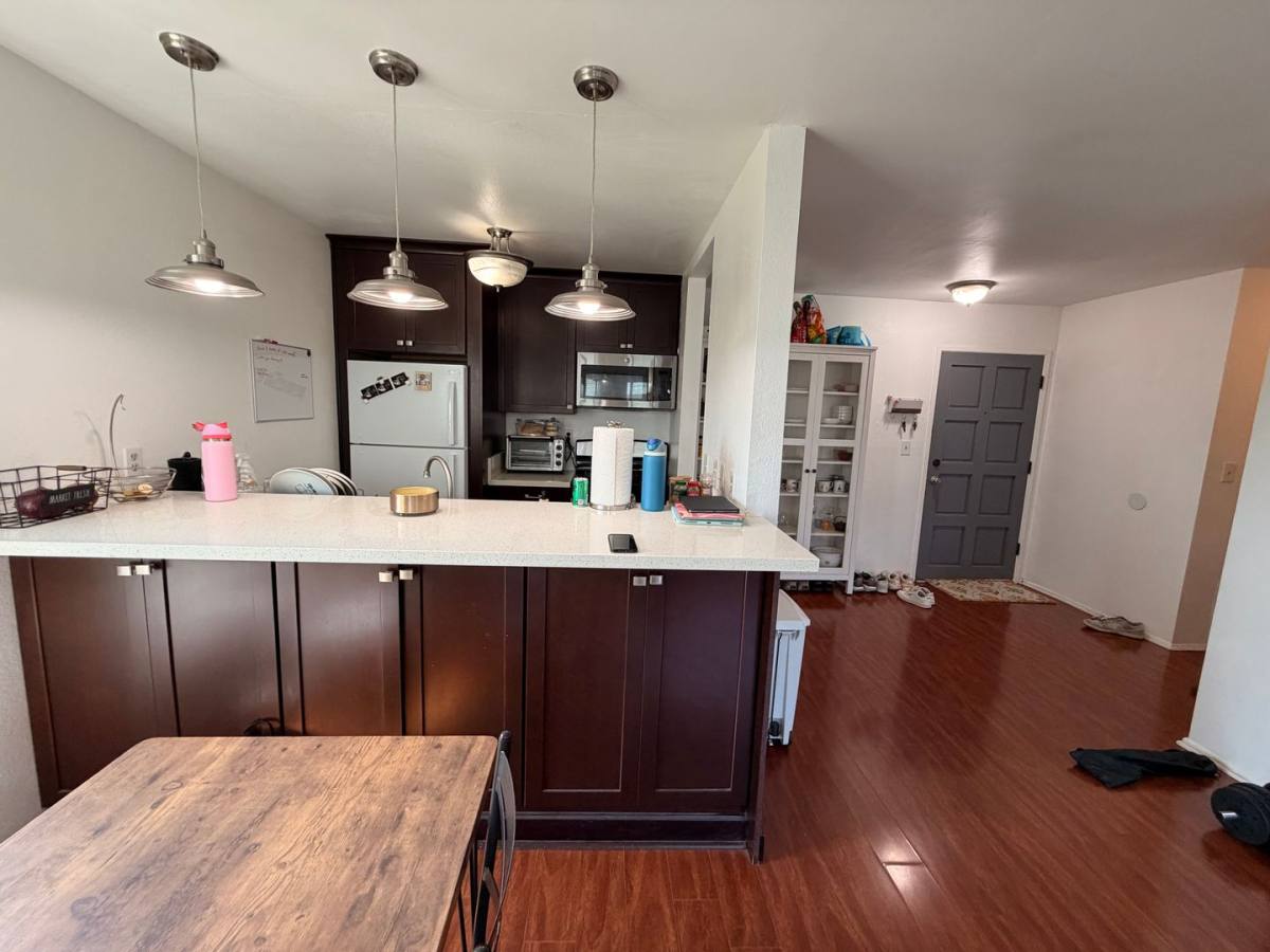 Apartment for rent at 3624 Westwood Blvd, Los Angeles, CA 90034